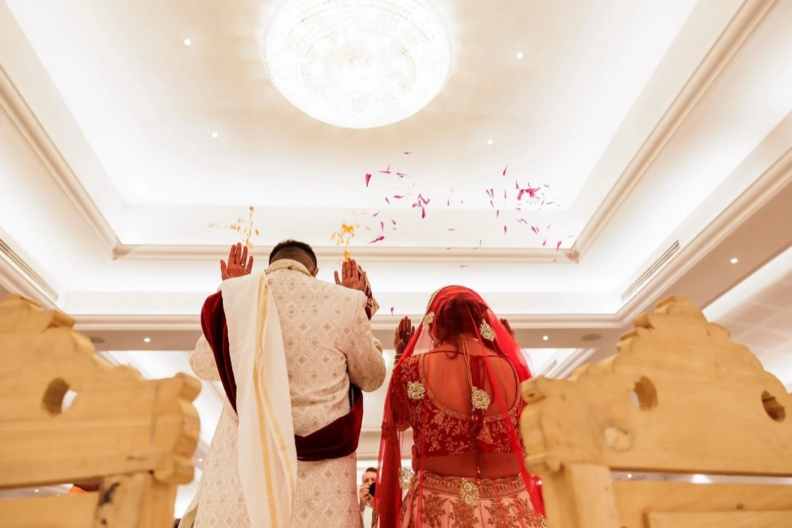 niki-hamesh-hindu-wedding-oshwal-potters-bar-56.jpg