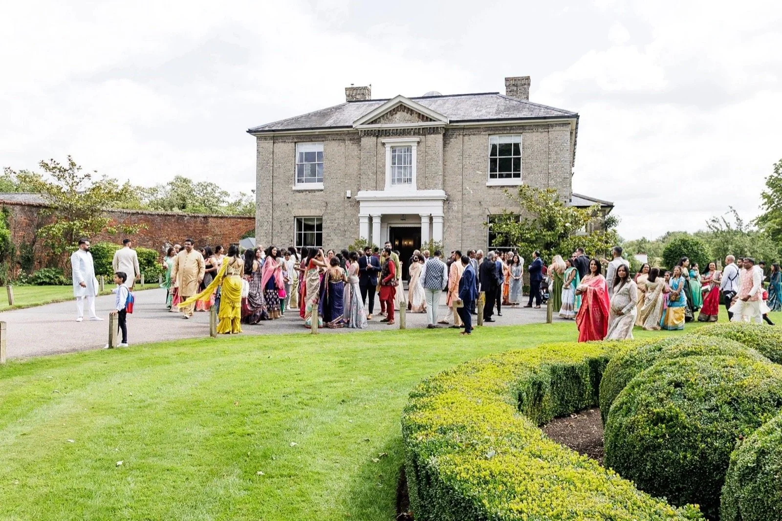 aarti-kiren-hinu-wedding-fennes-11.jpg