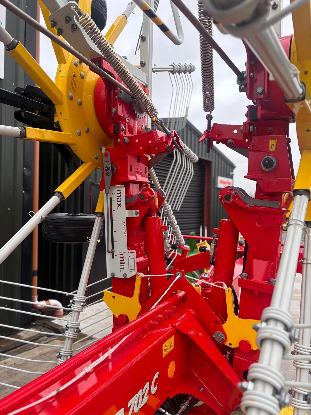 WhatsApp Image 2025-12-18 at 15.59.25.jpeg