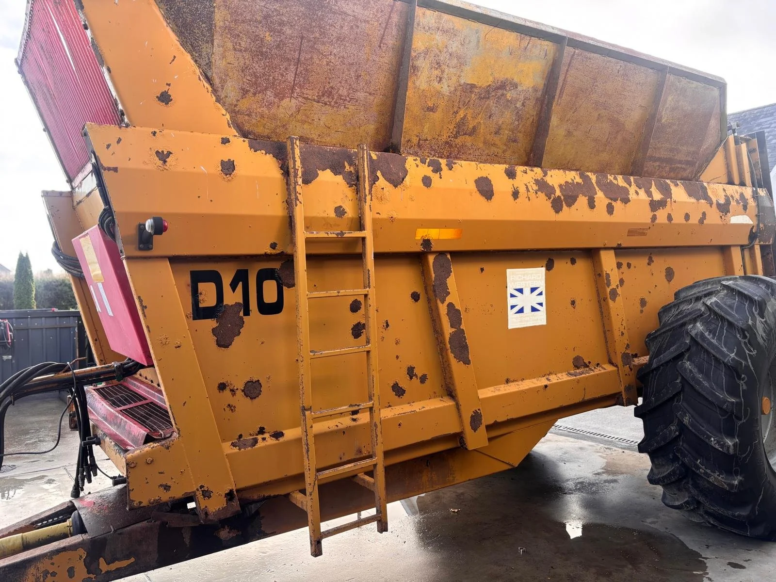 WhatsApp Image 2025-12-19 at sadad.jpeg