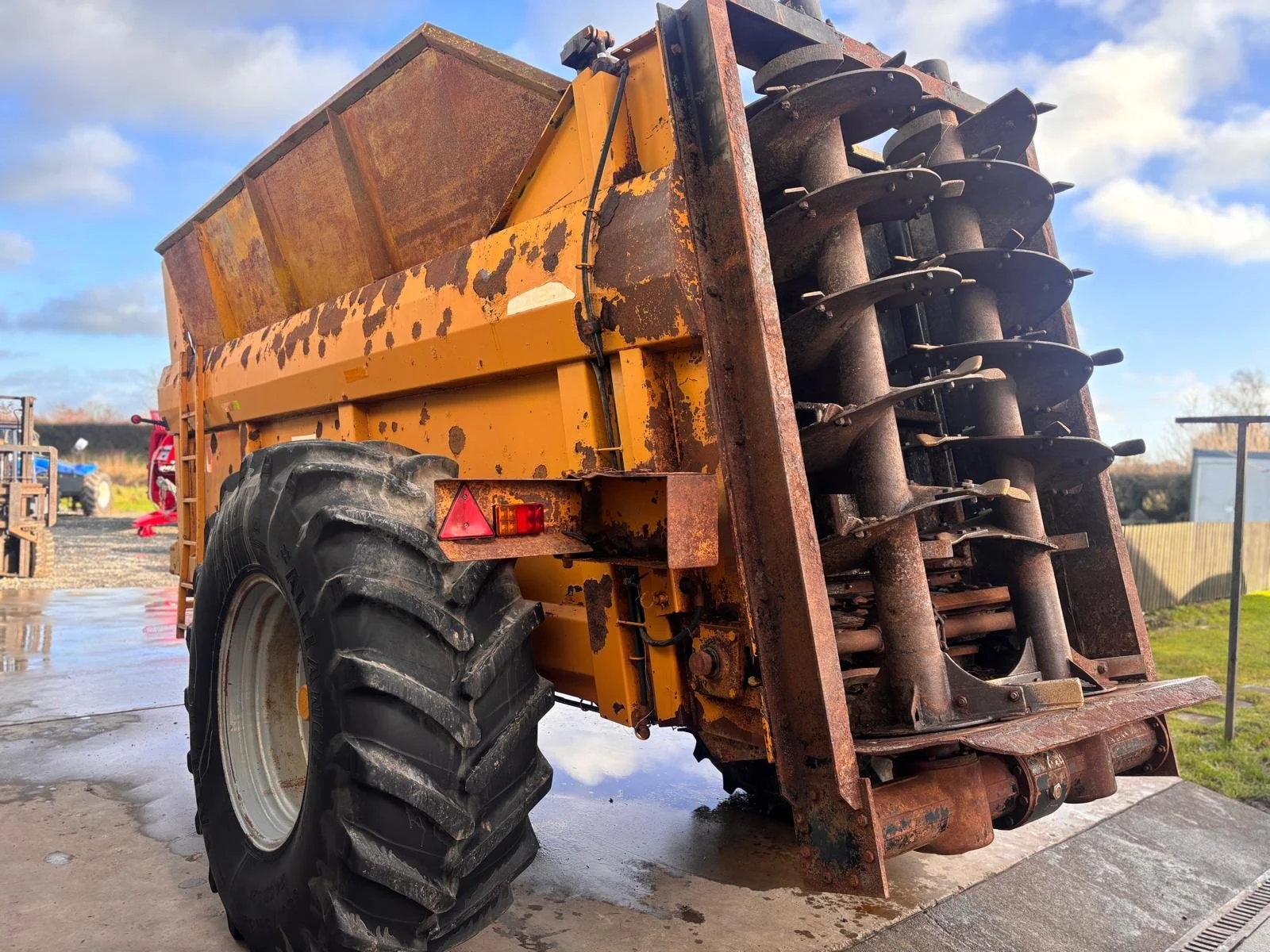 WhatsApp Image 2025-12-19 at ddd.jpeg