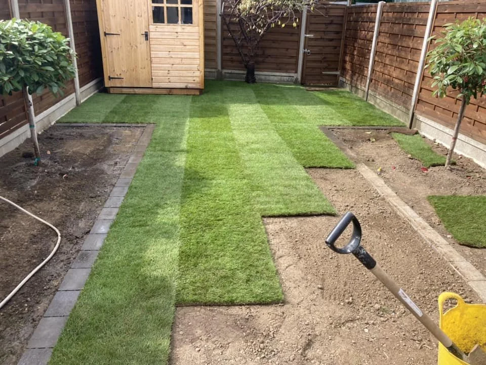 lawn and turfing kent.jpg