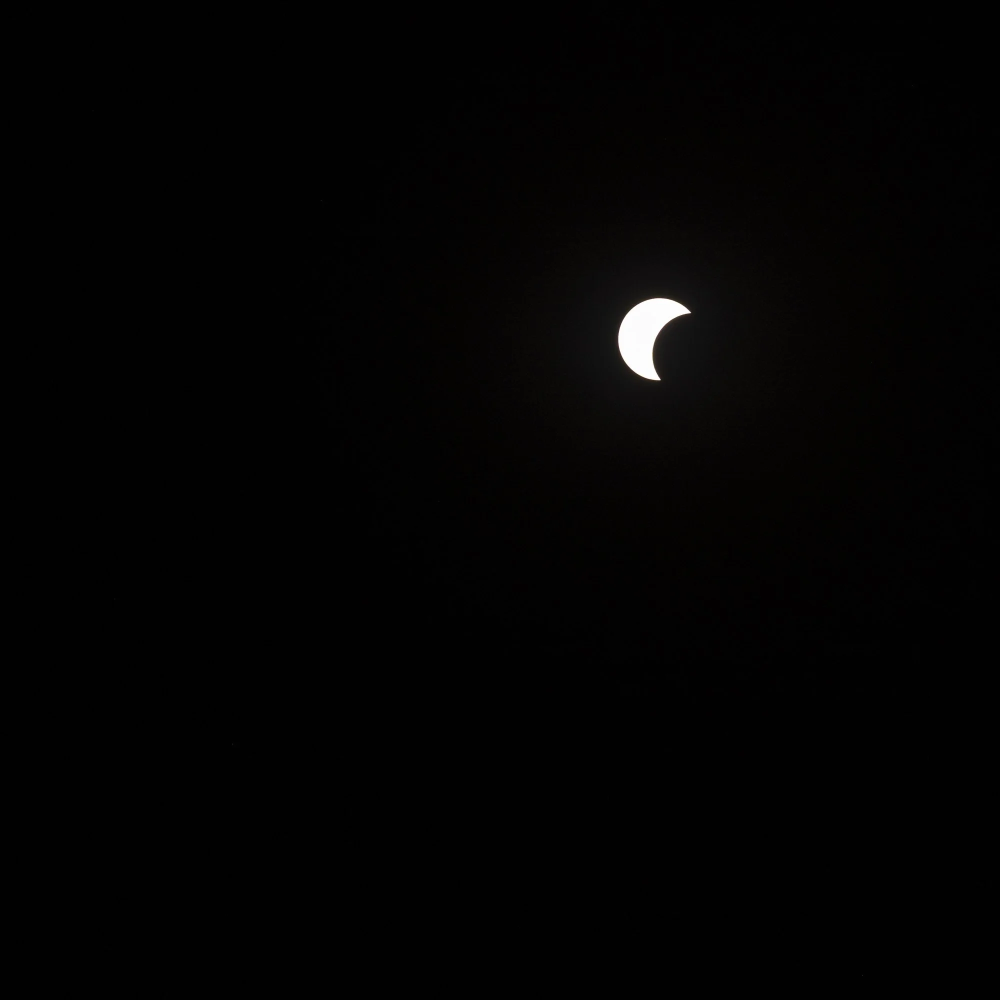 Eclips (3 of 8).jpg