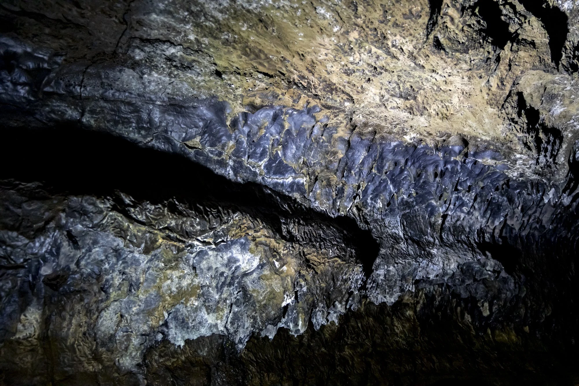 Gruta do Carvao (2 of 4).jpg