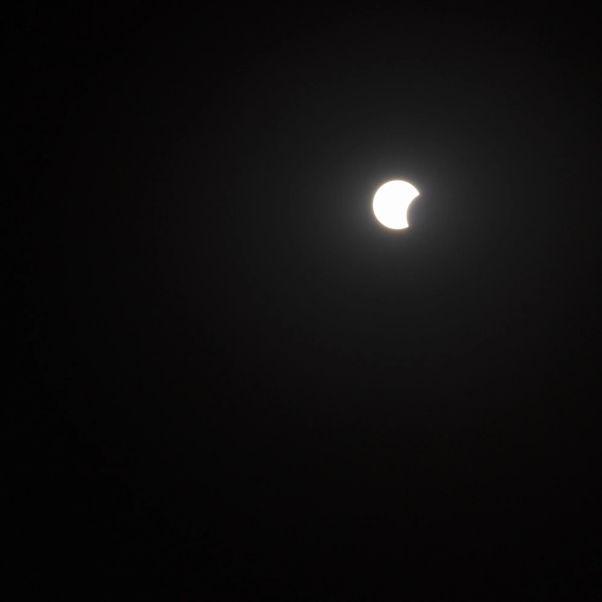 Eclips (2 of 8).jpg