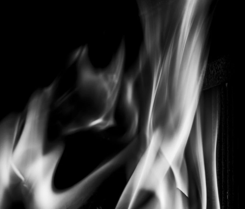 Dancing flames-6.jpg