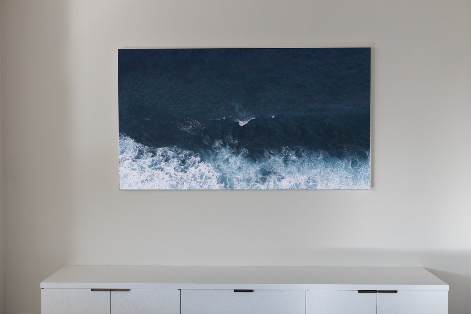 Wishiper Wave without reflection.jpg