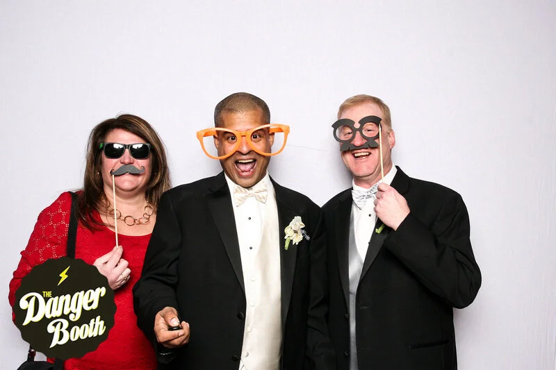 Jenn and Erick's Wedding @ Willowdale Estate | Topsfield Photo Booth