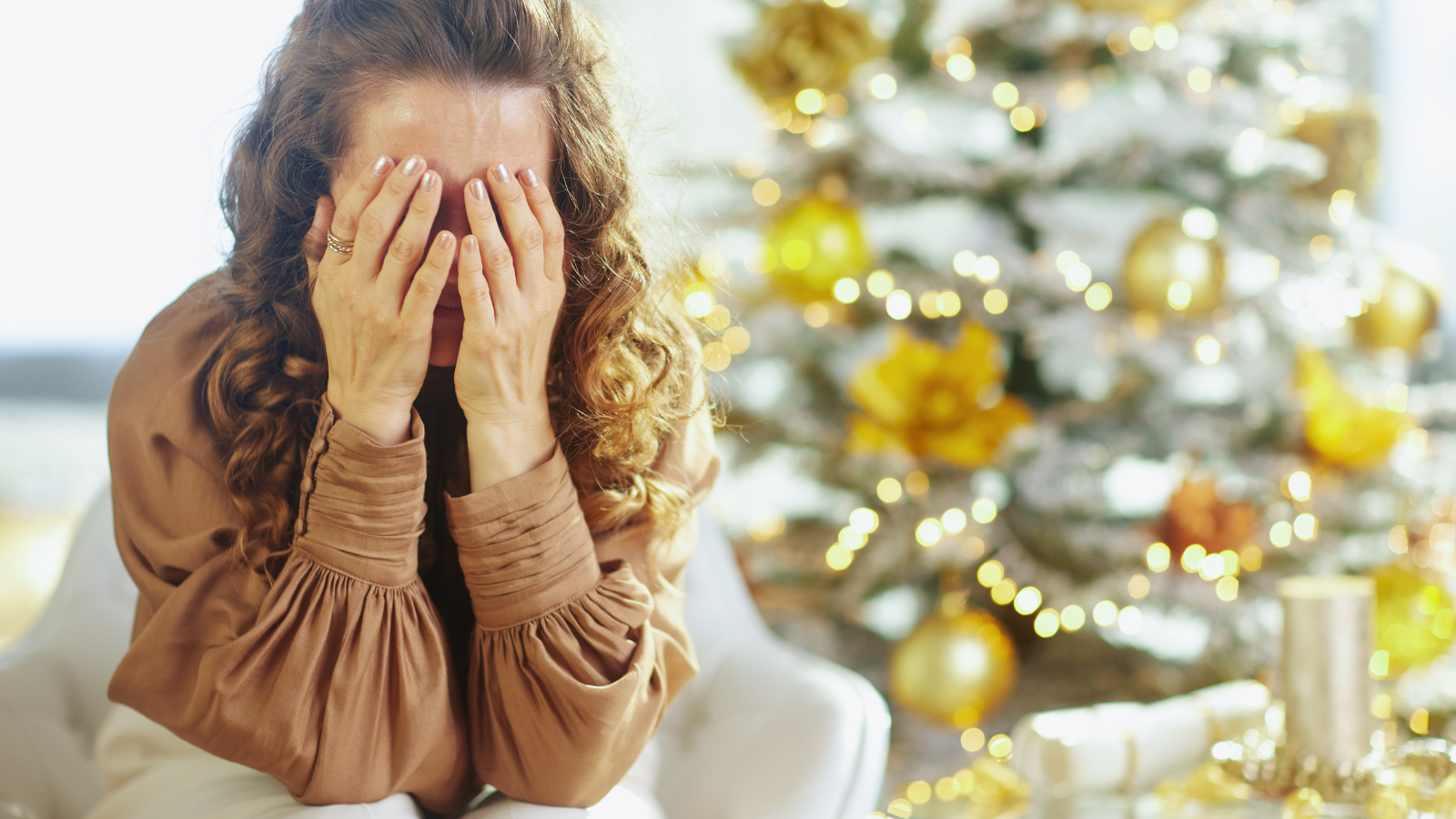 Navigating Grief During the Holidays: A Q&amp;A with Therapist Rebekah Lipsky