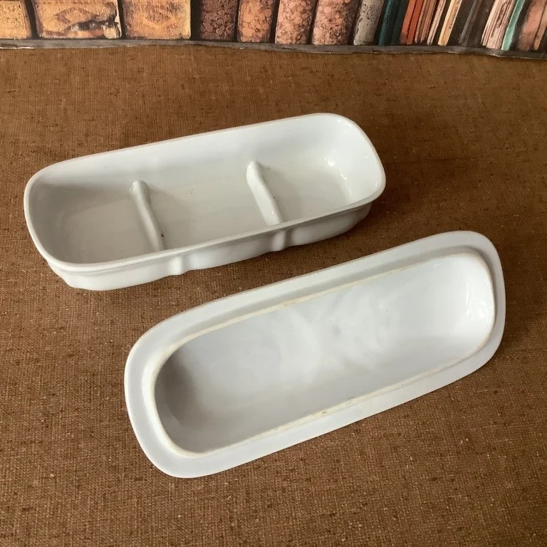 ToothbrushPaneled Berry with Leaves3feb24.JPG