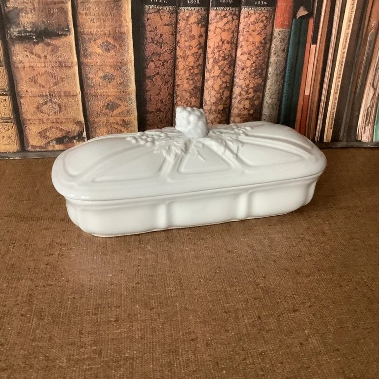 (#23.57) Paneled Berry with Leaves Toothbrush Box; 7-3/4” L; faintly impressed J & G Meakin; c. 1860.  Fine condition.  *SOLD*