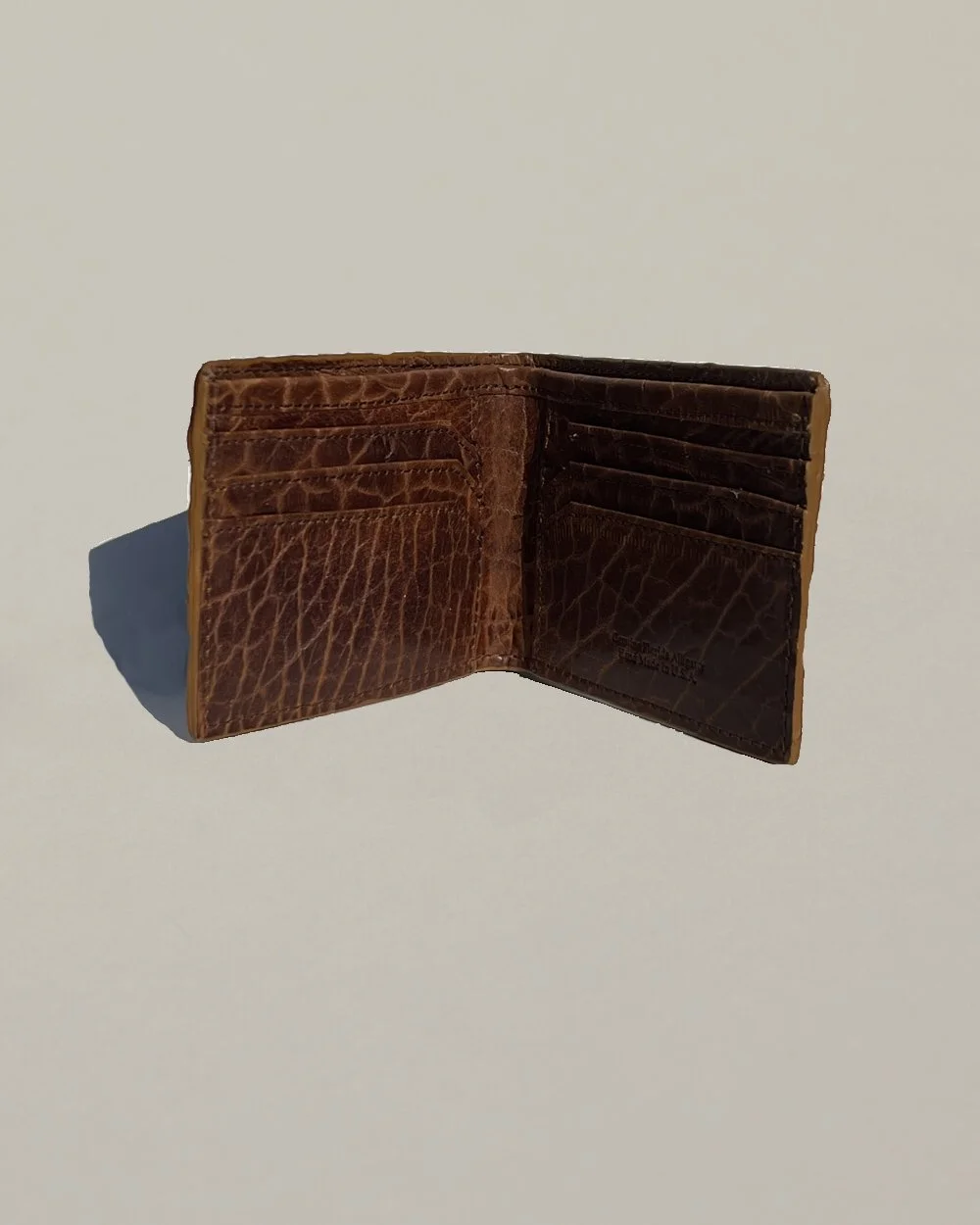 alligator bifold interior cognac.jpg