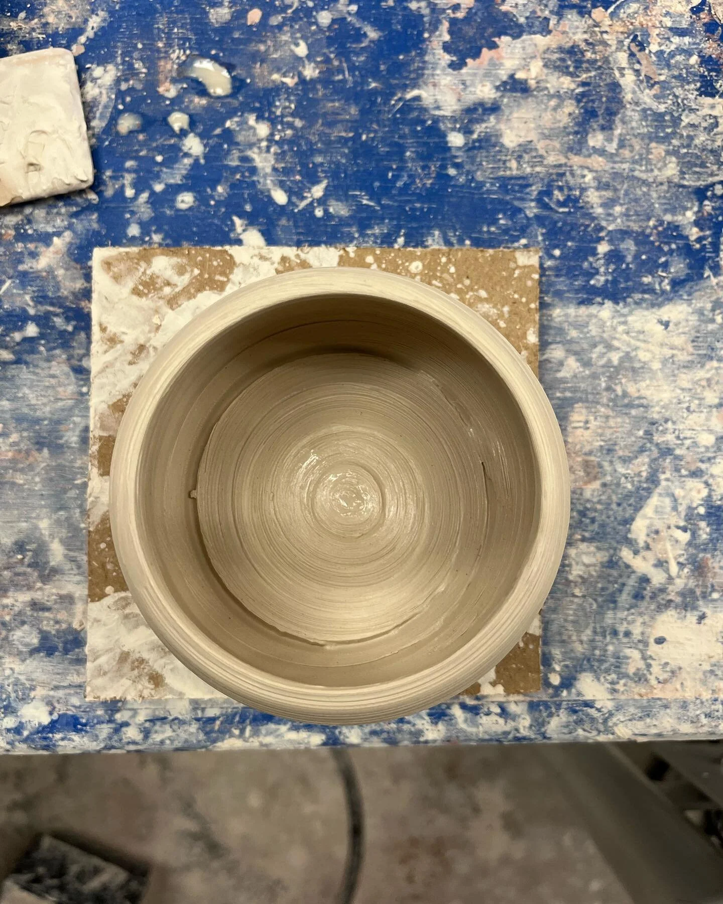 My version of lifestyle updates.

Art, movement, nature, community.

But maybe I&rsquo;ll post more coffee shop selfies soon because aren&rsquo;t we swimming in self obsession here on the internet but also trying to lessen individualism? 

Lysm.