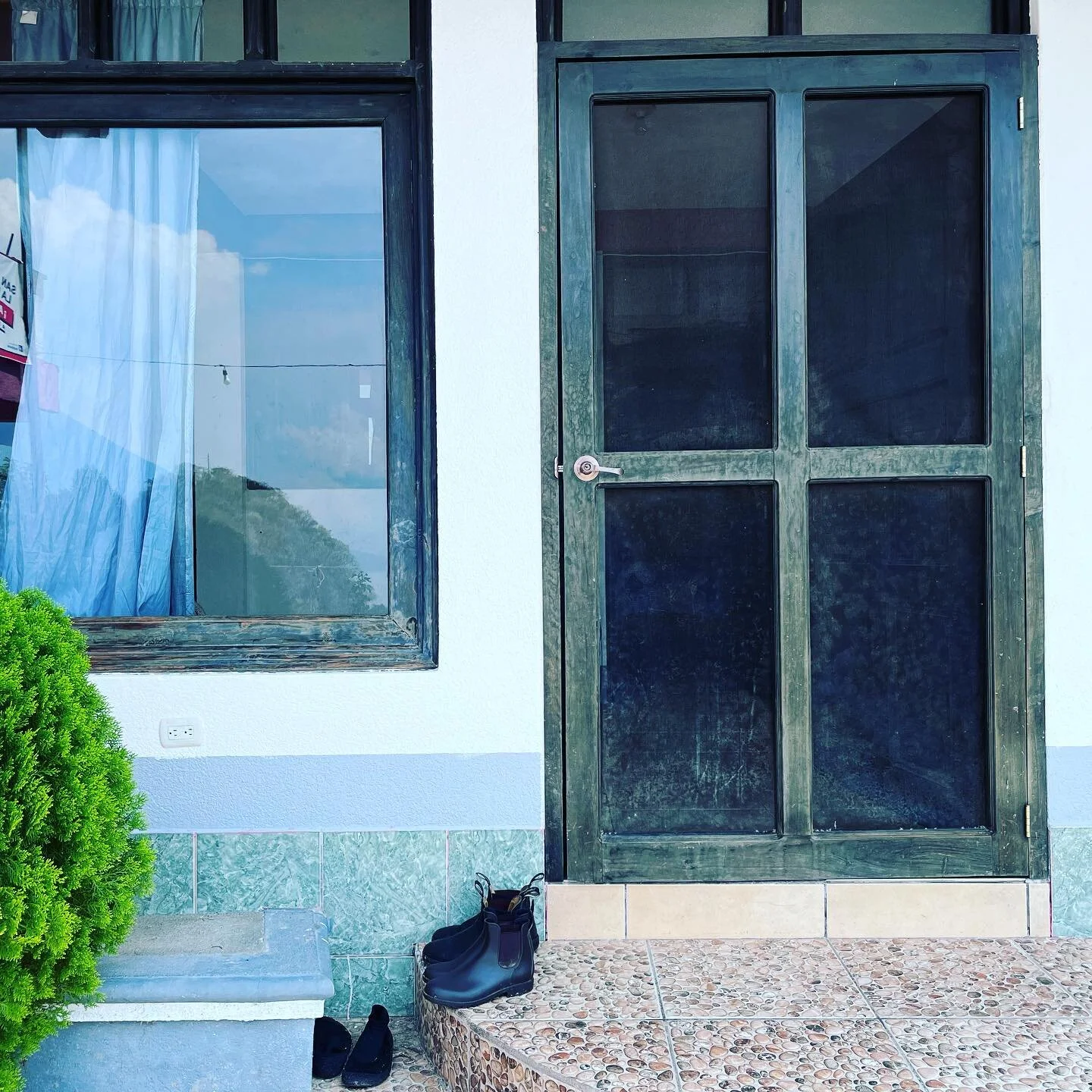 I experience mixed and nuanced feelings around holidays that celebrate parents.

I deeply honor those who are parents and caretakers in this world and also, this world very much centers the experiences of parents. 

I look at folks who have..
created