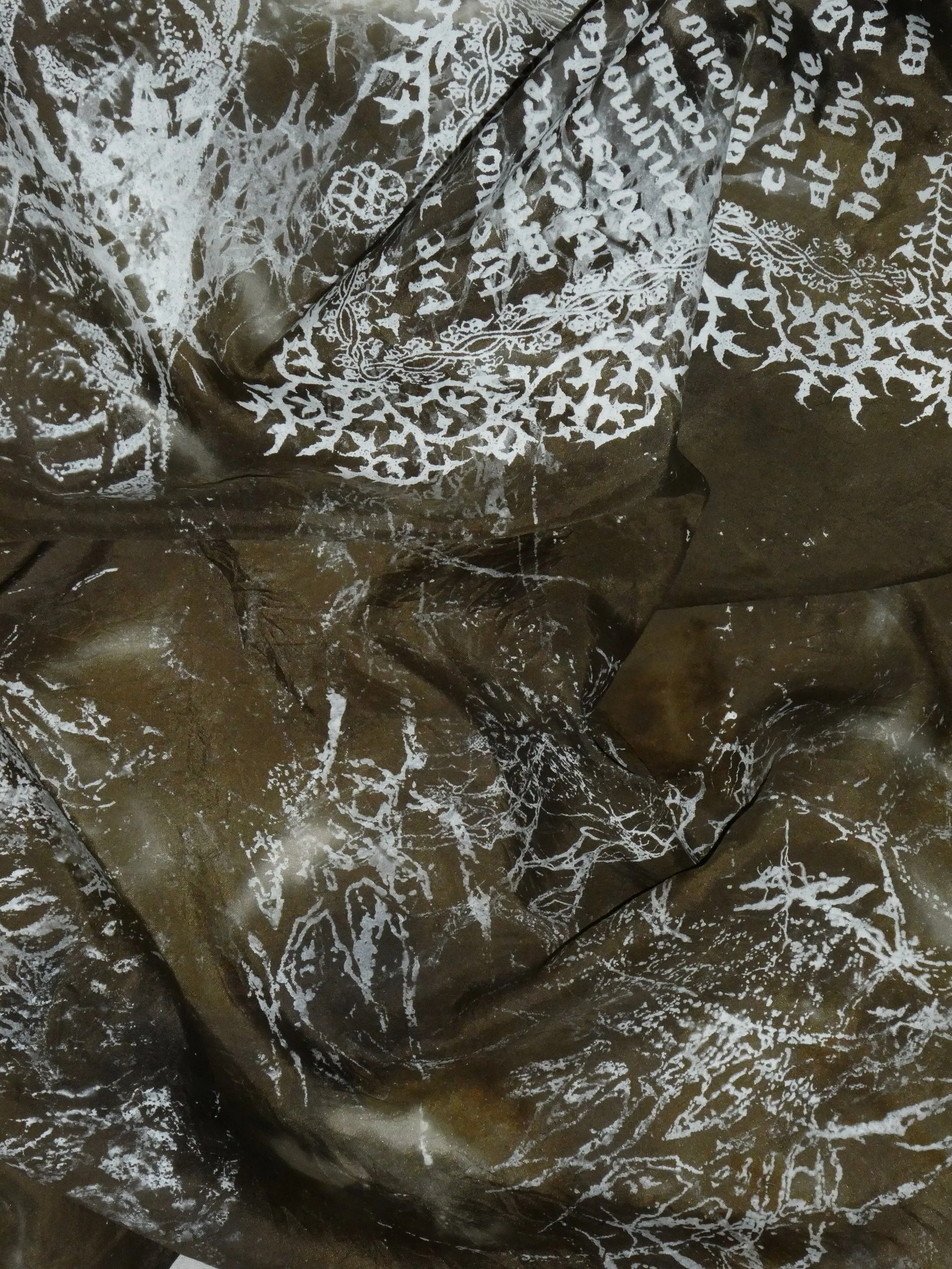 SILK SCARF B - 55x55cm