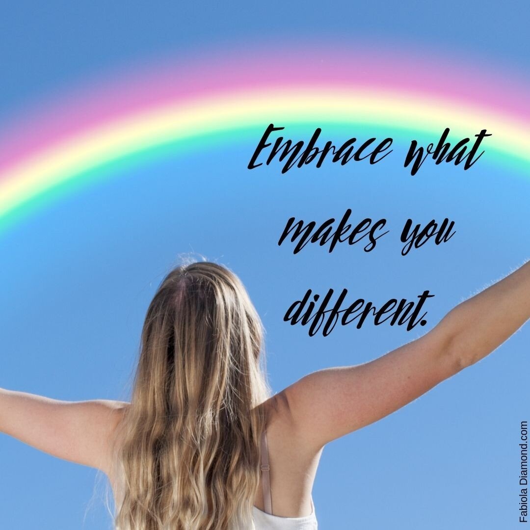 Bright ideas comes from unique minds. Embrace what makes you different, that is your most valuable asset. 
#fabpreneur #tunegocioonline #positivemindset #freedom #mindfulness #holisticentrepreneur #loveyourself #knowyourworth