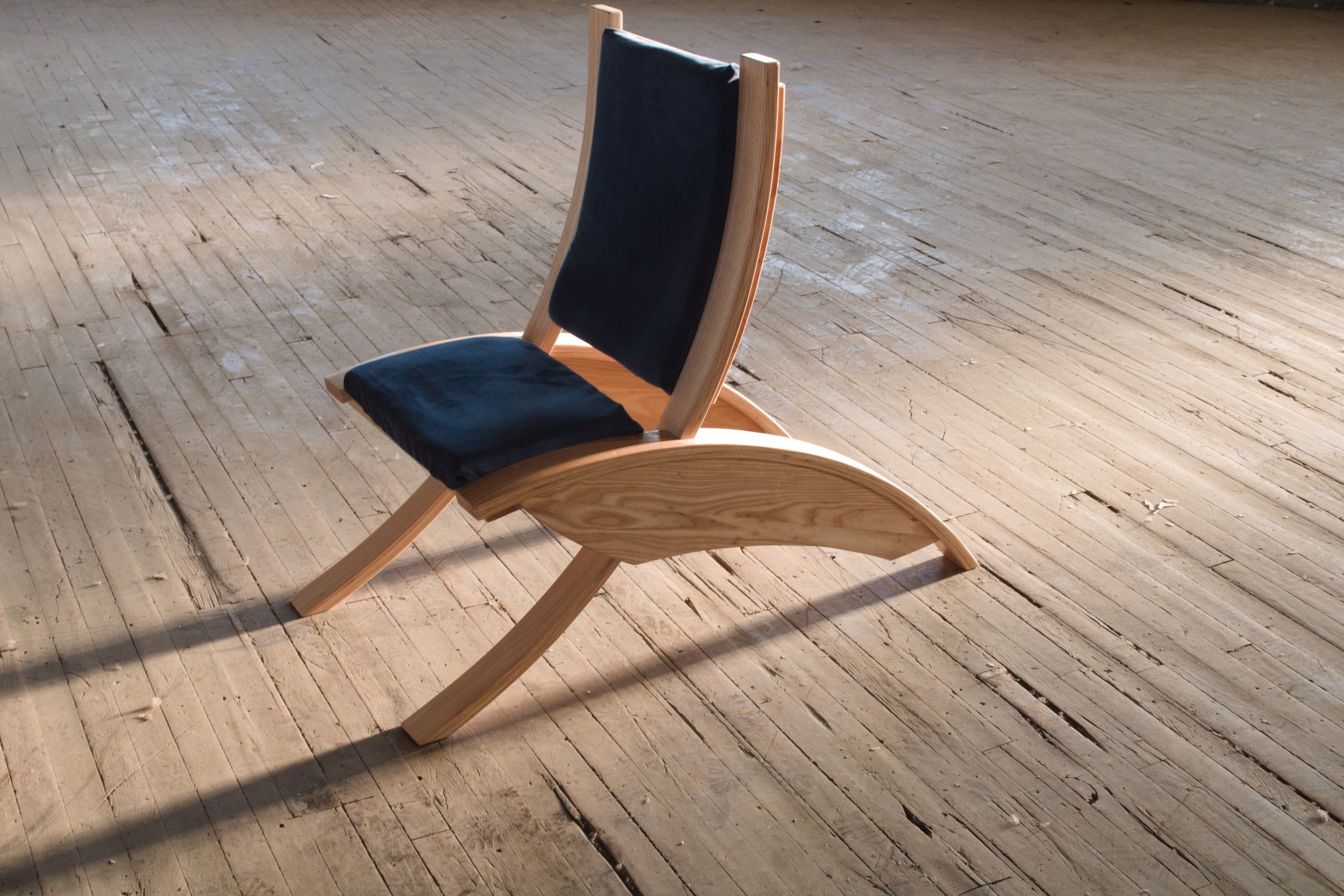 Half Crecent Reading Chair 2.jpg