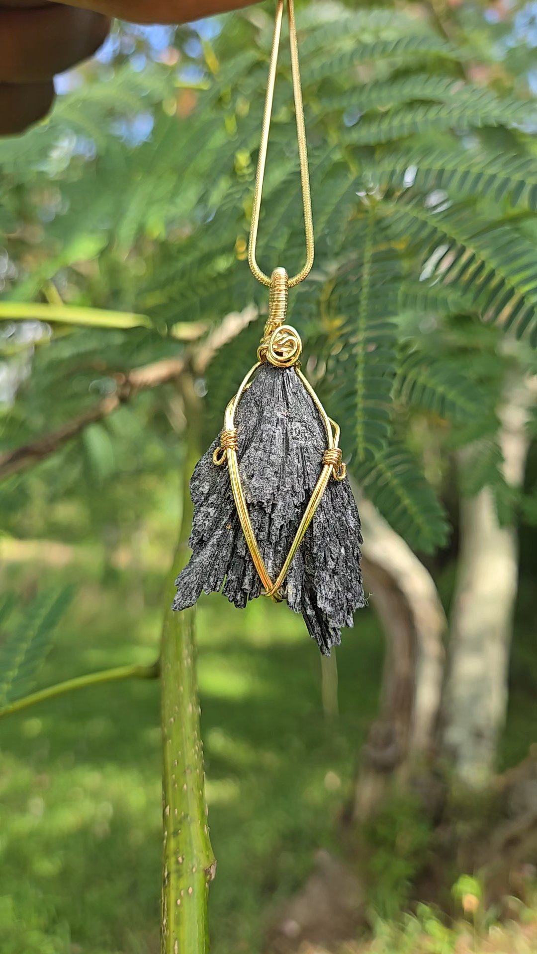 Black Kyanite Necklace | Handmade Copper Jewelry