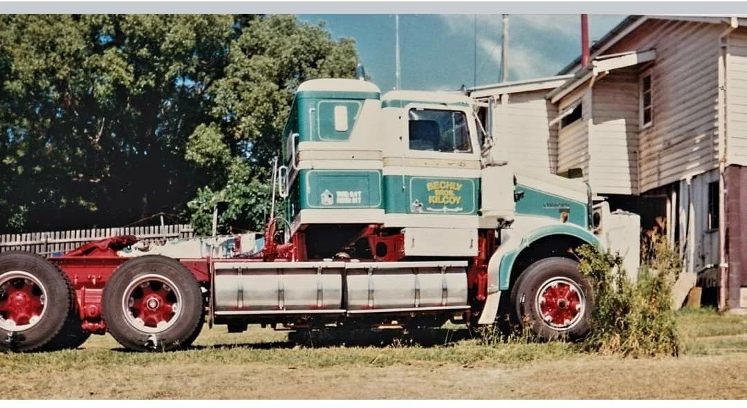 1986 Kenworth SAR - taken 1992 in Kilcoy.jpg
