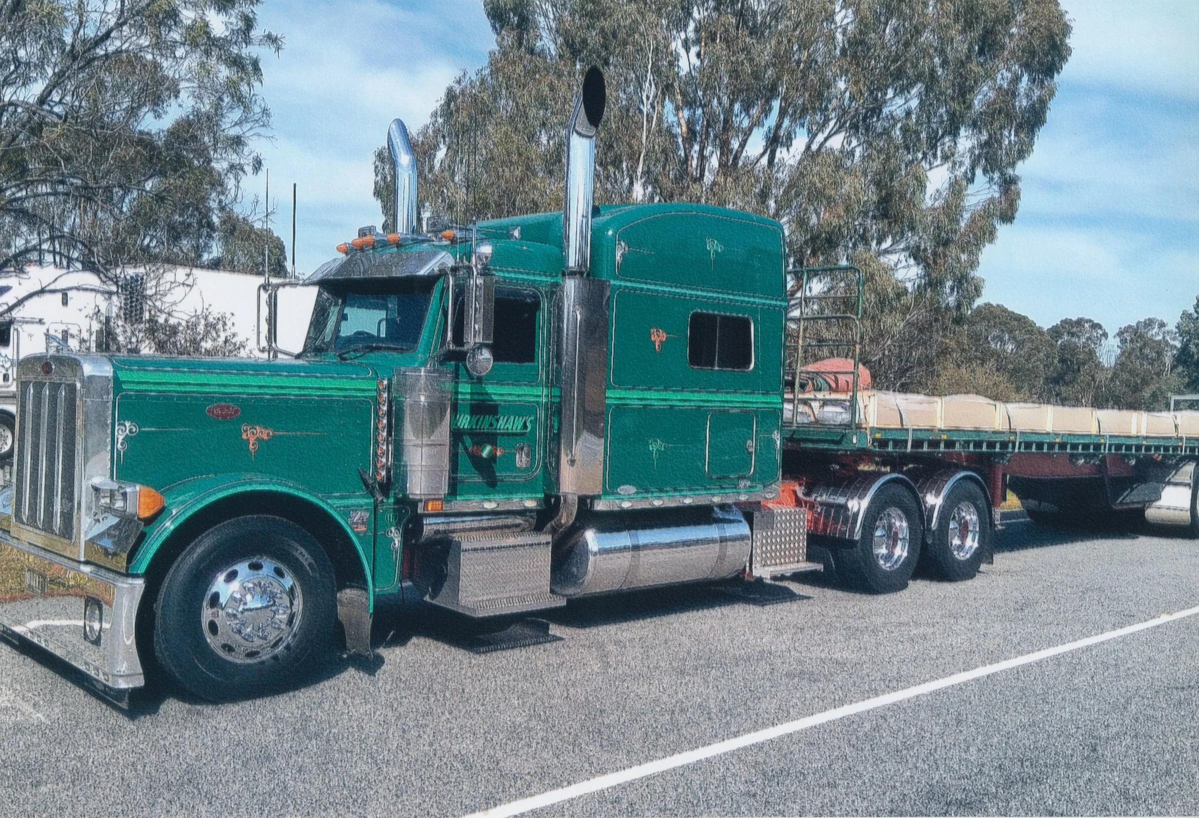 Peterbilt 379 humehighway 2014.jpg