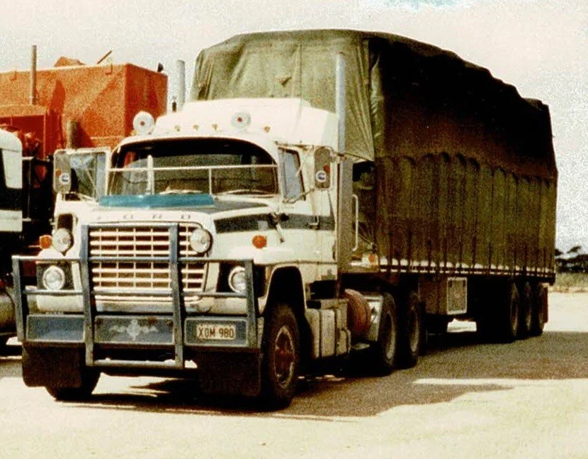 1st Truck Bought for interstate Louiville 1985 model.jpg
