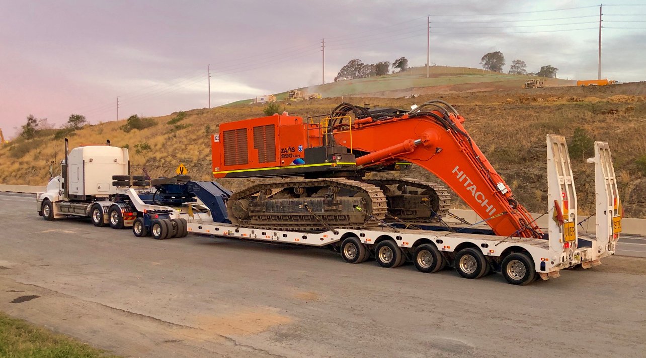 Tim loaded with a 90t excavator.JPG