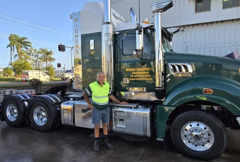 Bill Lowery Mack Superliner 150th Richers Mack.JPG