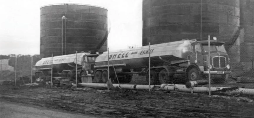 eades Fueling up .JPG