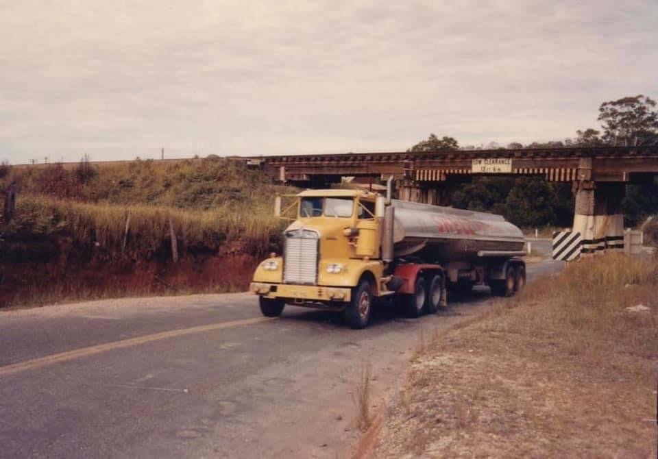 eades Trial Bay KW tanker.JPG