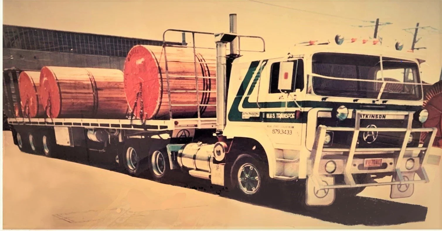 colin johns 2nd truck 4870 Atkinson single open.jpg