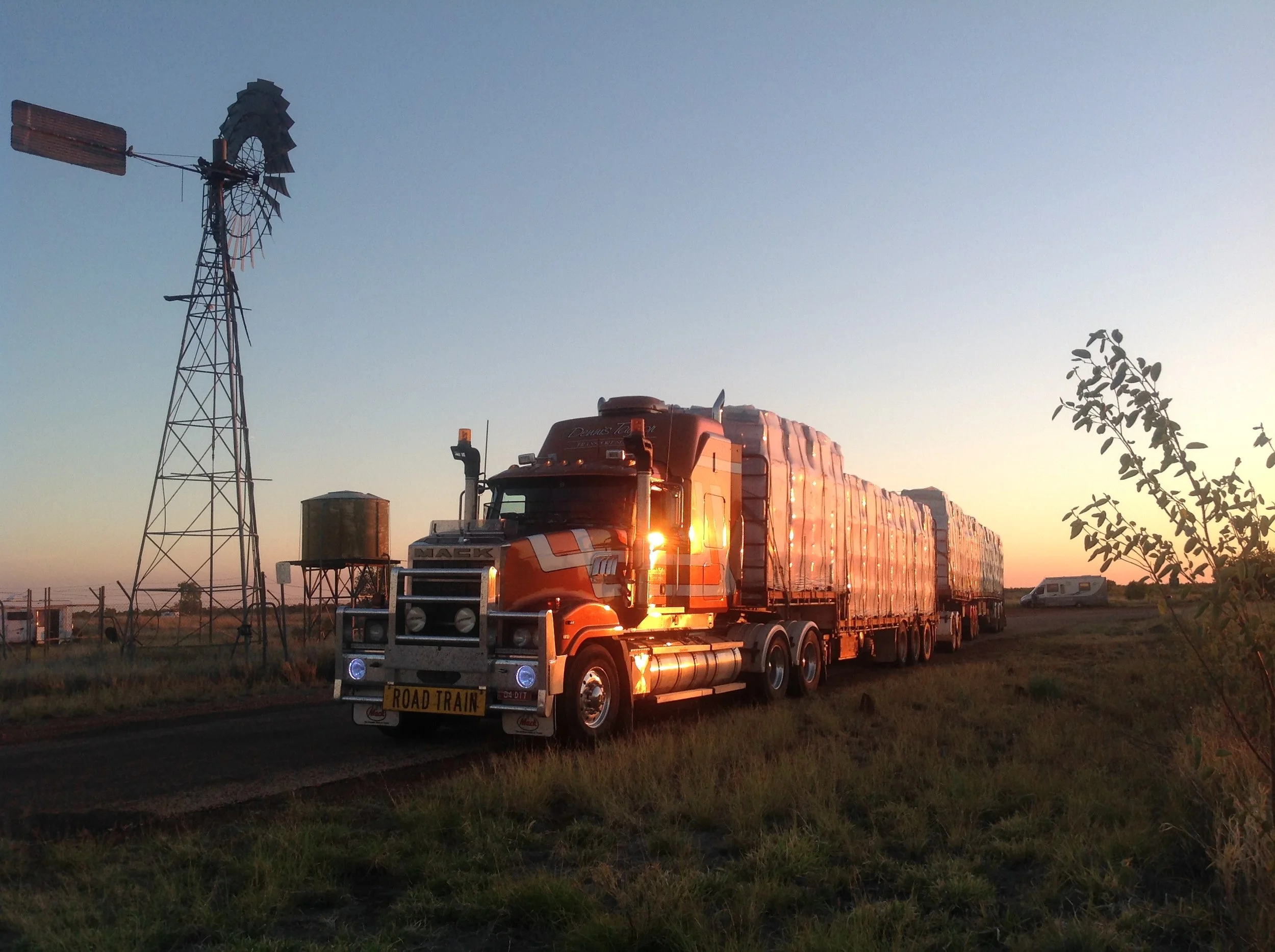 dennis taylor Superliner Sugar Cane Mulch.JPG