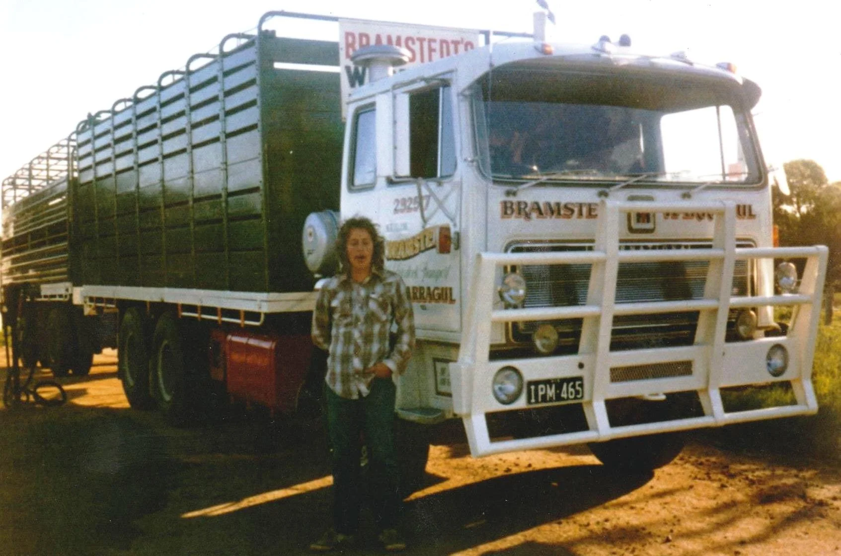 Trevor BRAMSTEDT 1980 Nilma yard 001.jpg