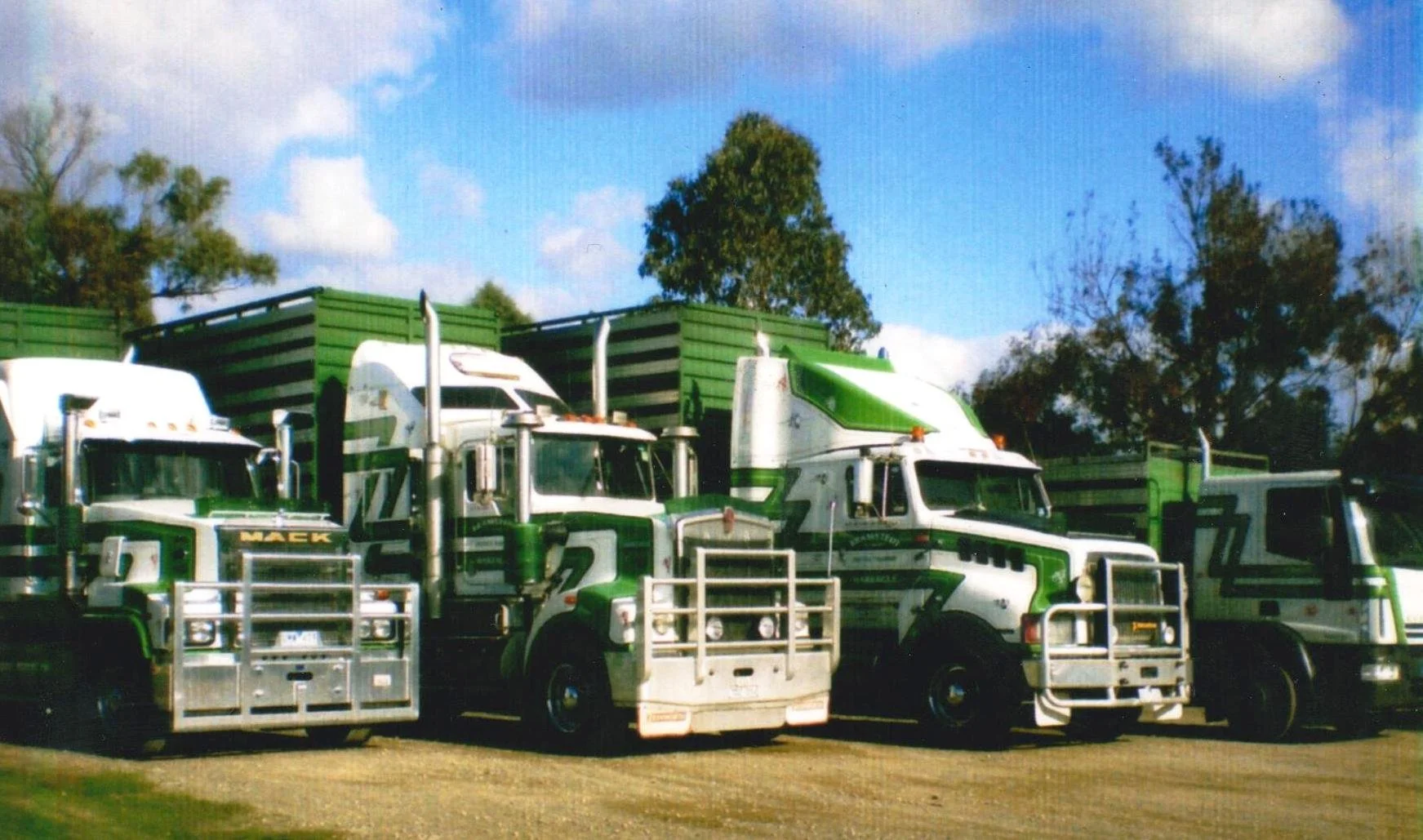 Trevor BRAMSTEDT 2006 Fleet in yard 001.jpg