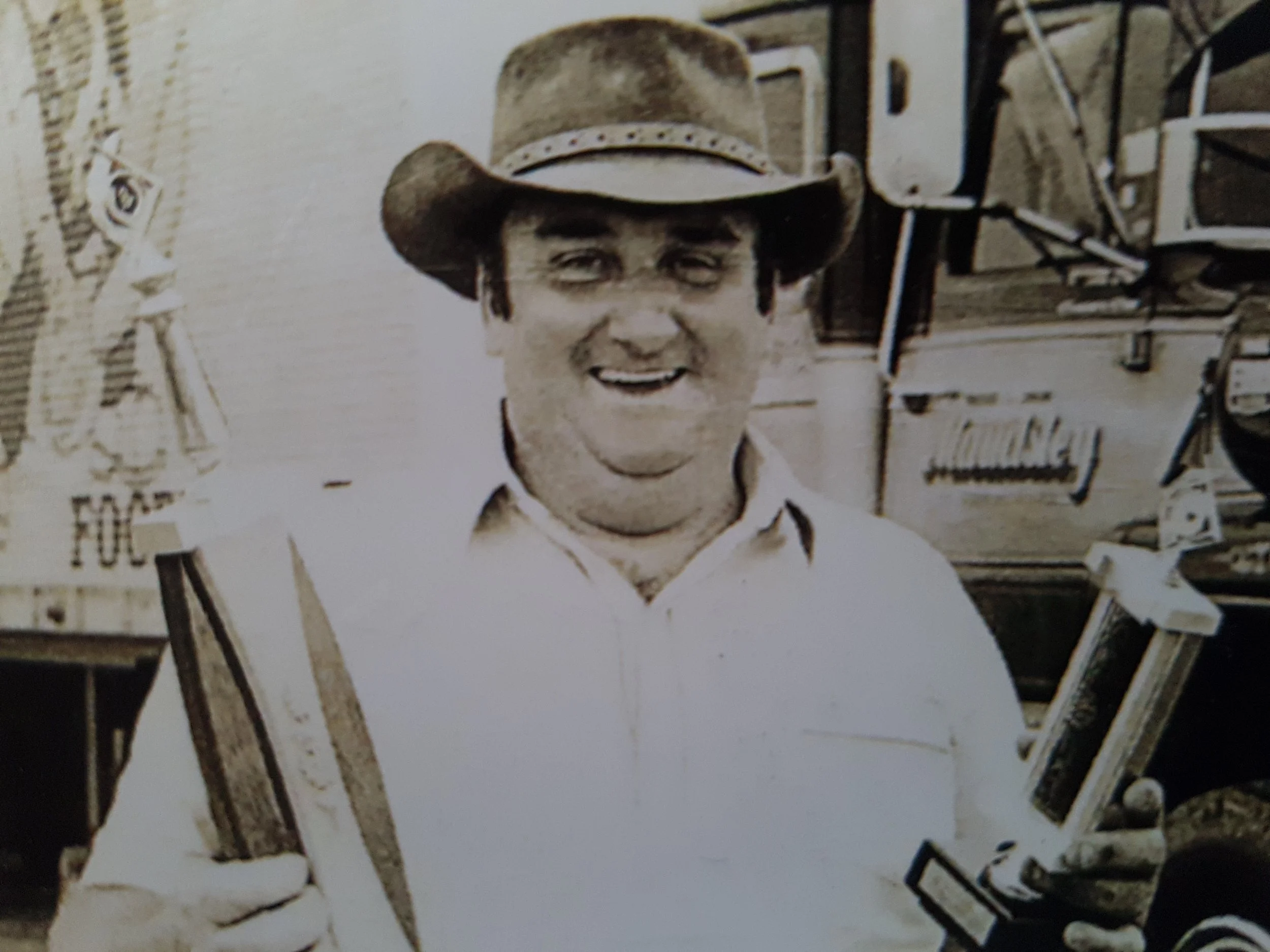 rod maudsley 1983 Gladstone Truck Show.jpg