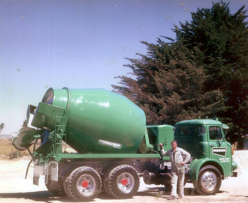 Graeme Beastons First Truck Leyland 1968.png