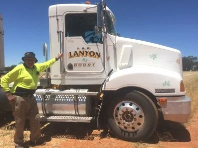 BOYS Ray Kenworth T401.jpg