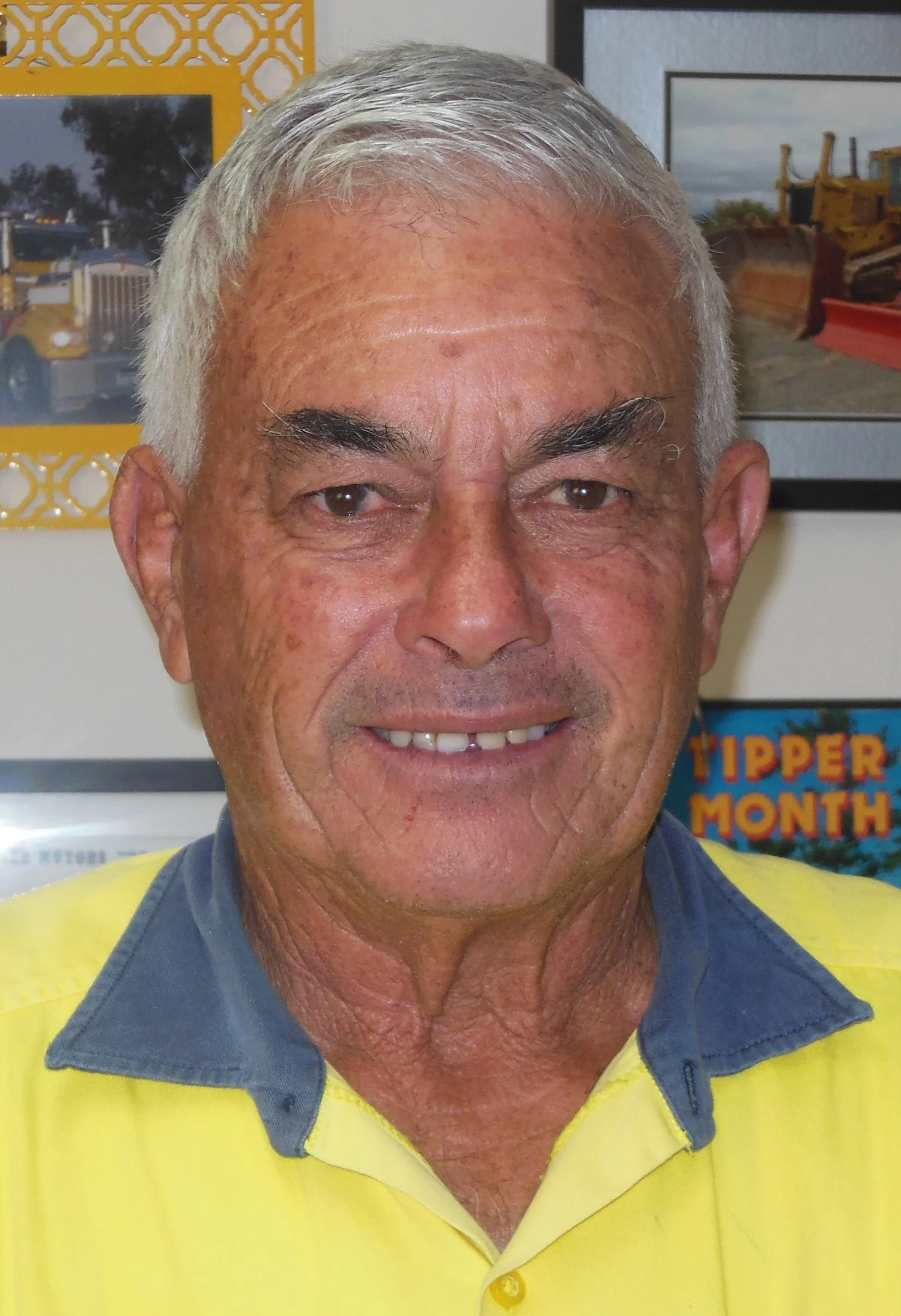 IAN BRIMS - HEAD & SHOULDER PHOTOGRAPH.JPG