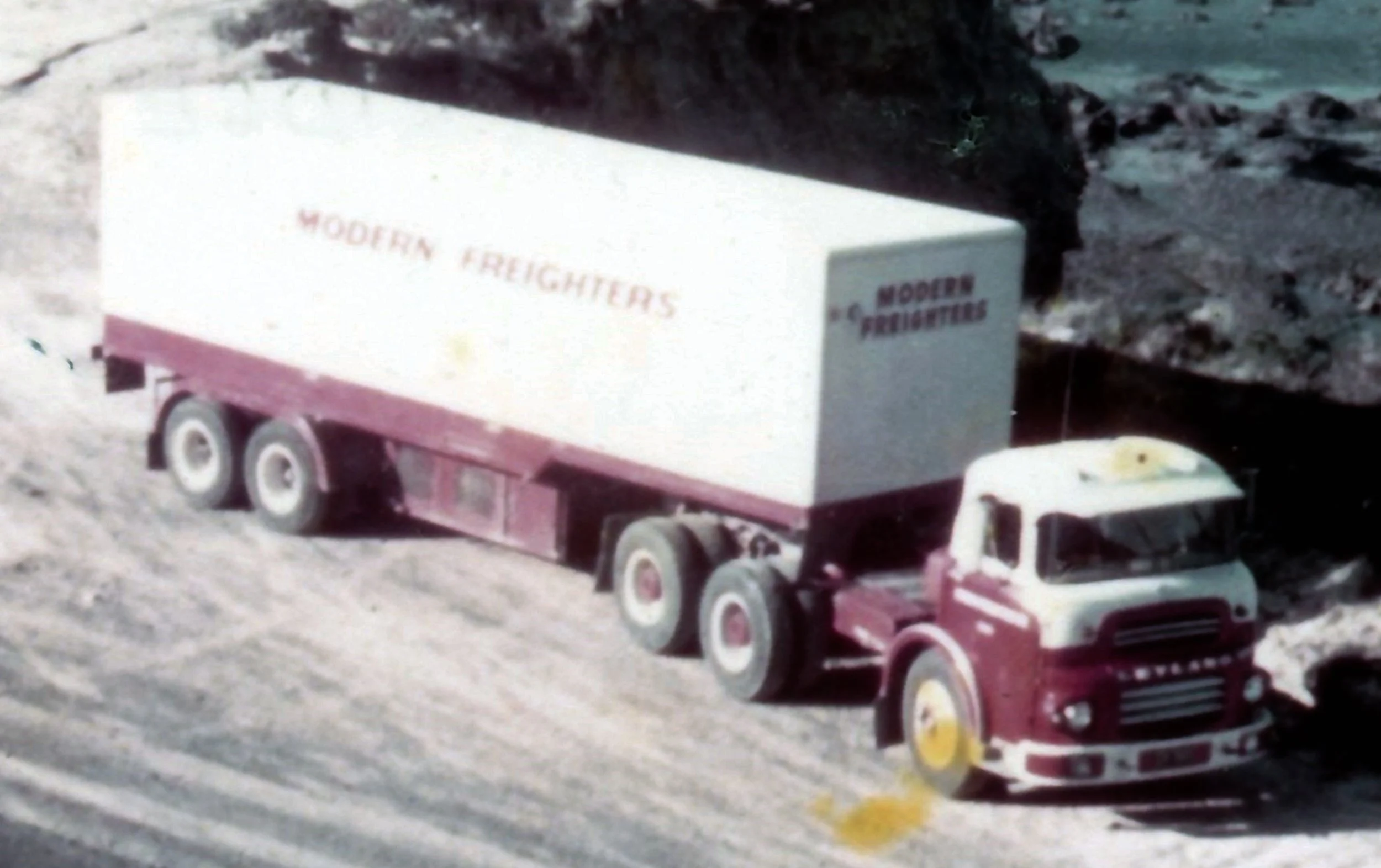 REID Allan Leyland Hippo 34 ' fridge trailer.jpg