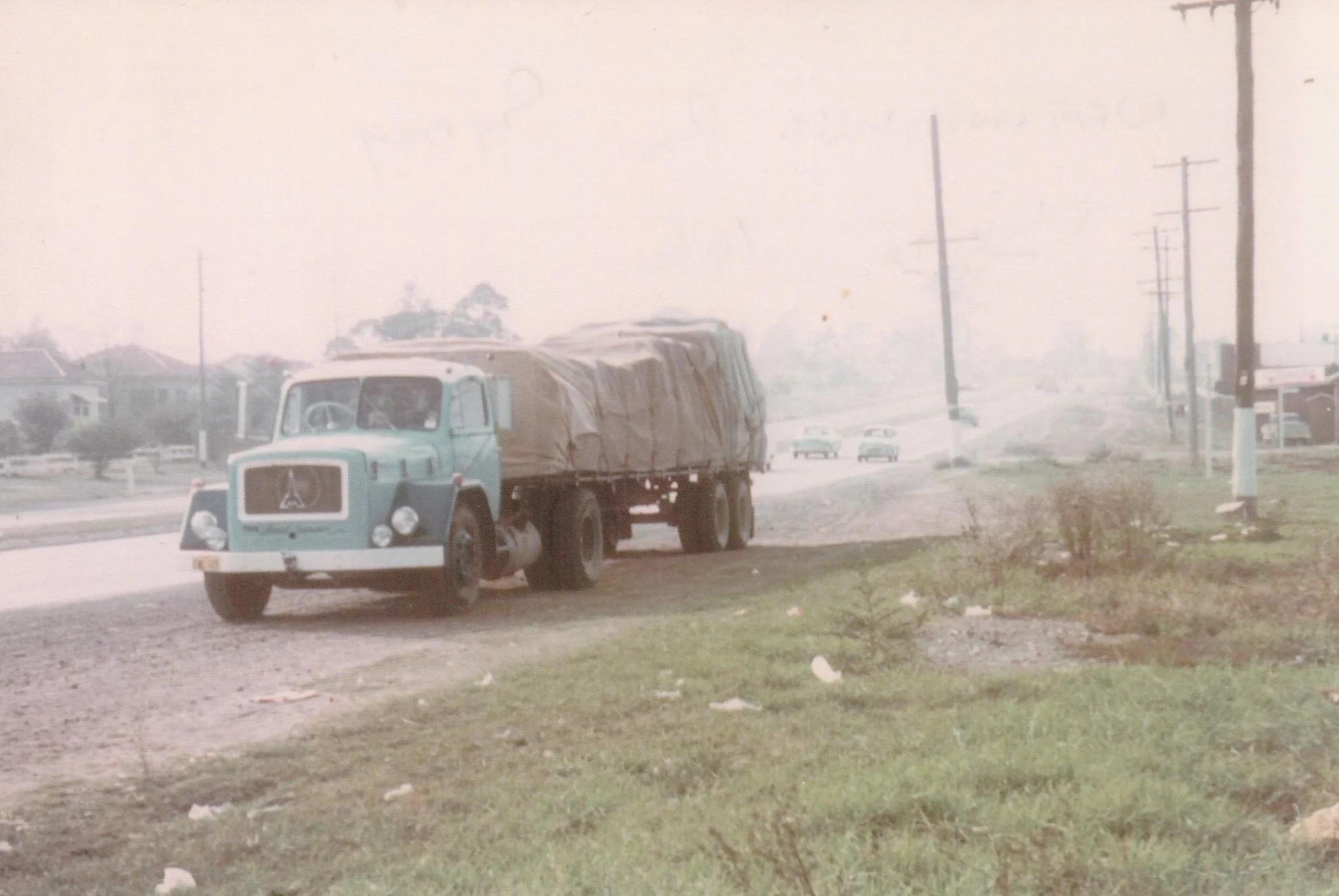 CLARK P_Wentworthville Rd Sydney Deautz 1964 Bagged Oats.jpg
