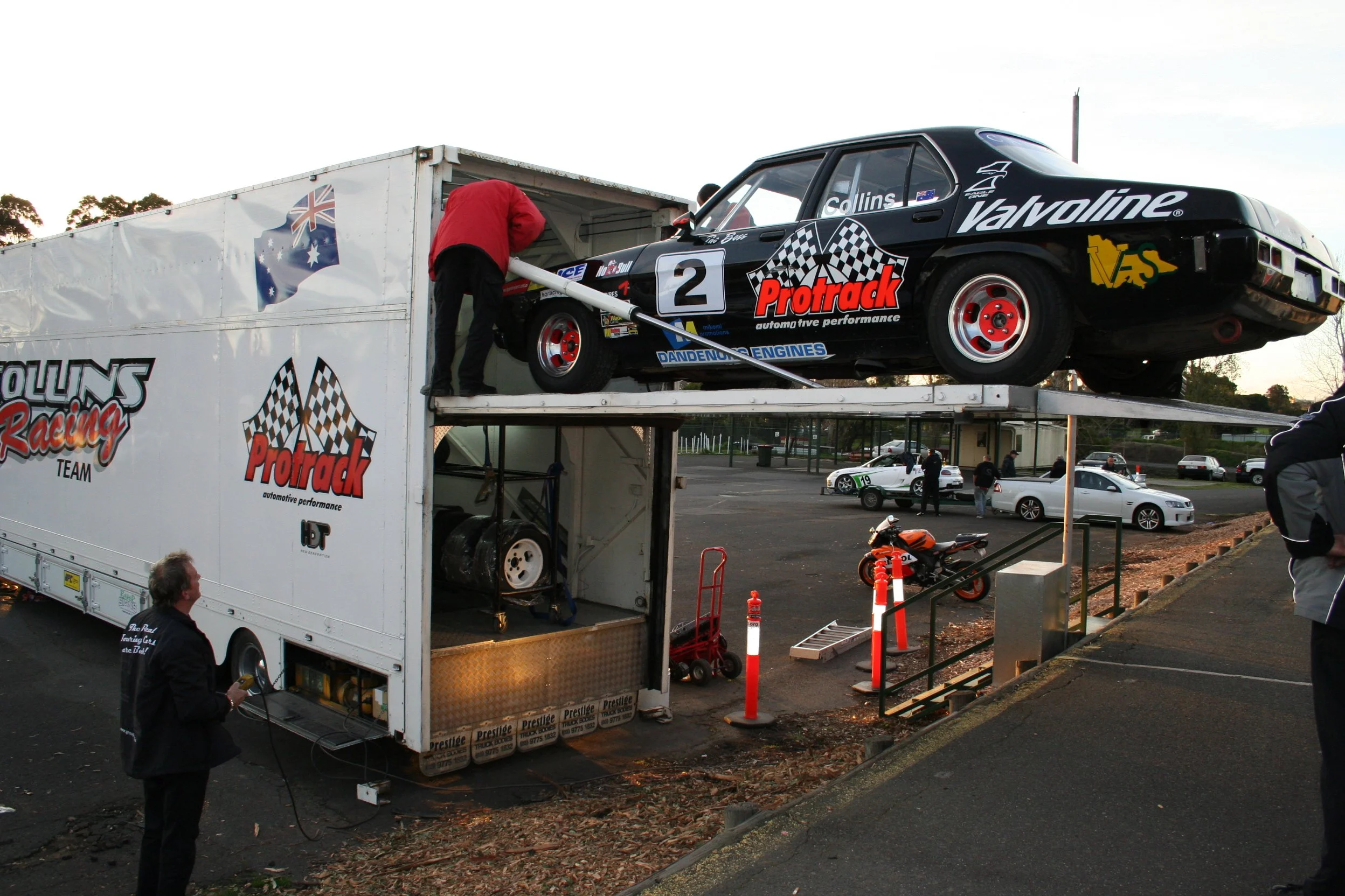 Gary collinsTransporter At Sandown.jpg