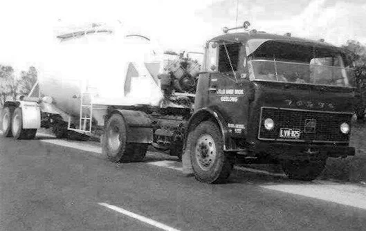John Donohue - Image 3 - F86 Volvo.jpg