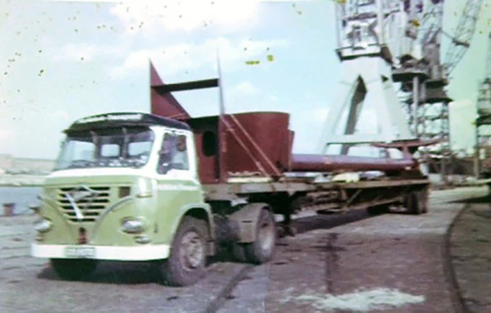 alfred duncan MCKELVIES 75-FT REAR STEER.JPG