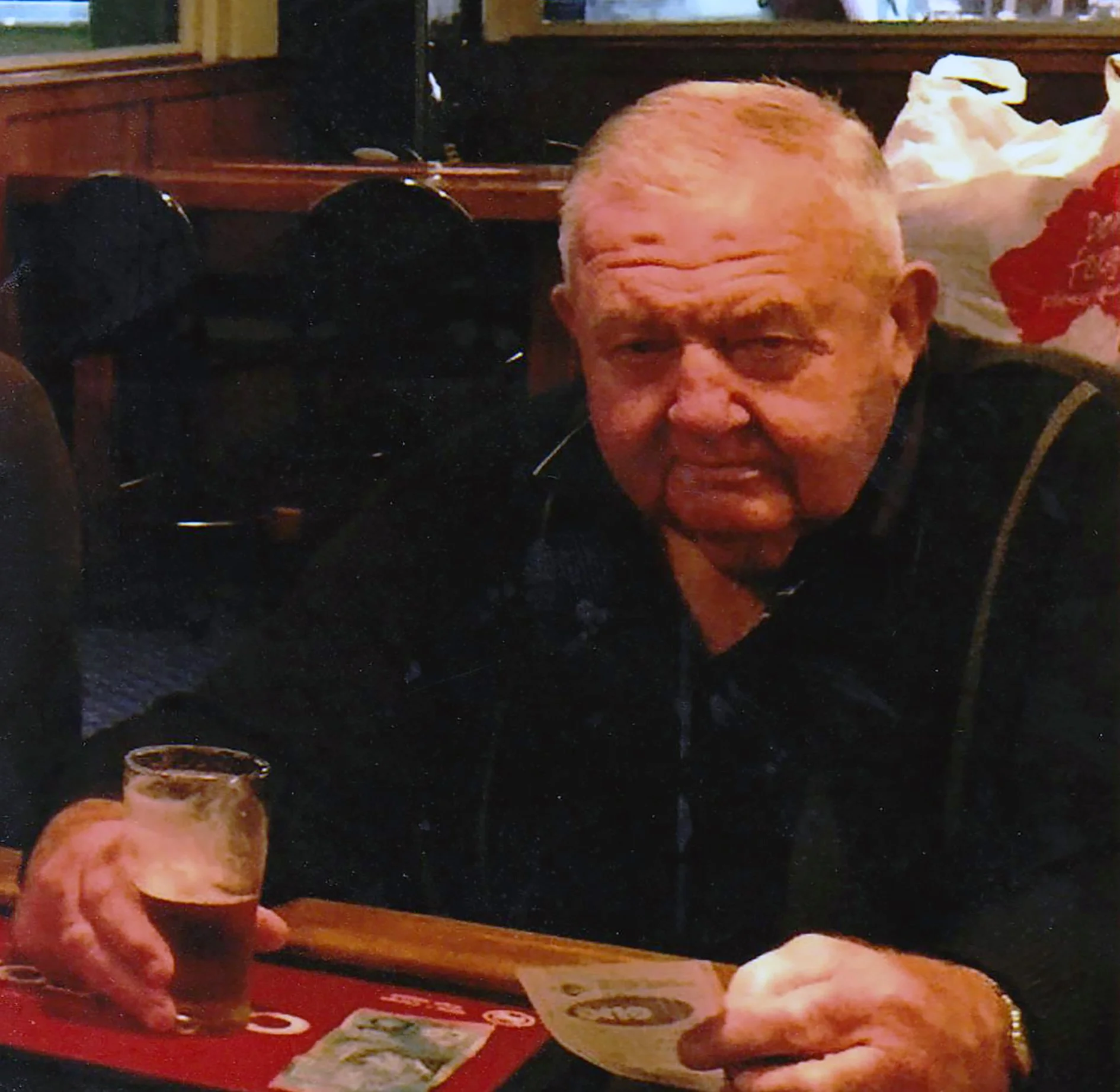 Ellis Sandy portrait 001.jpg