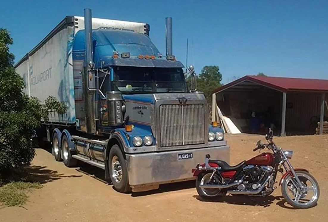 BURROWSalfpeterbilt.jpg