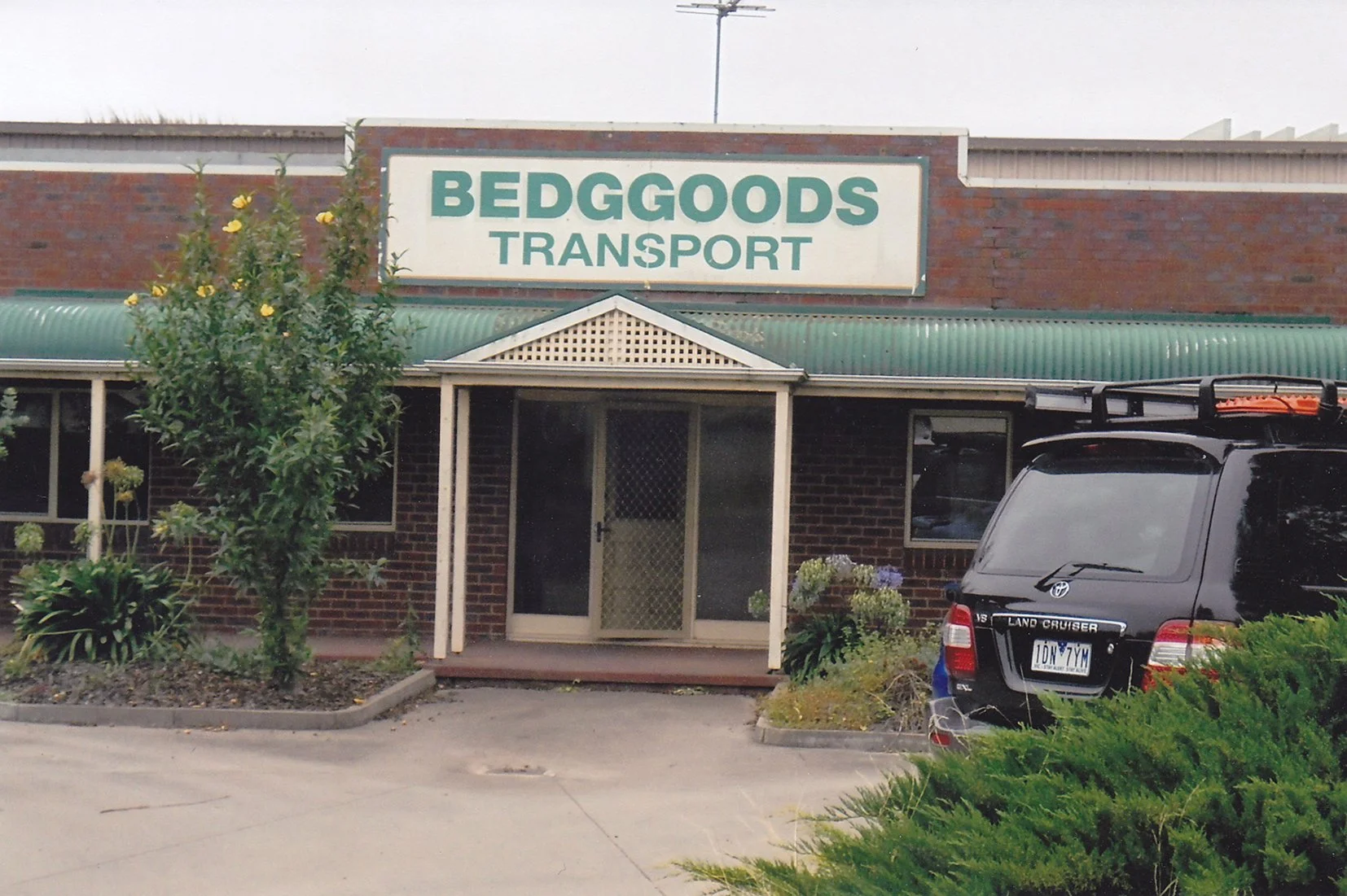 BEDGGOODbarrydepot.jpg
