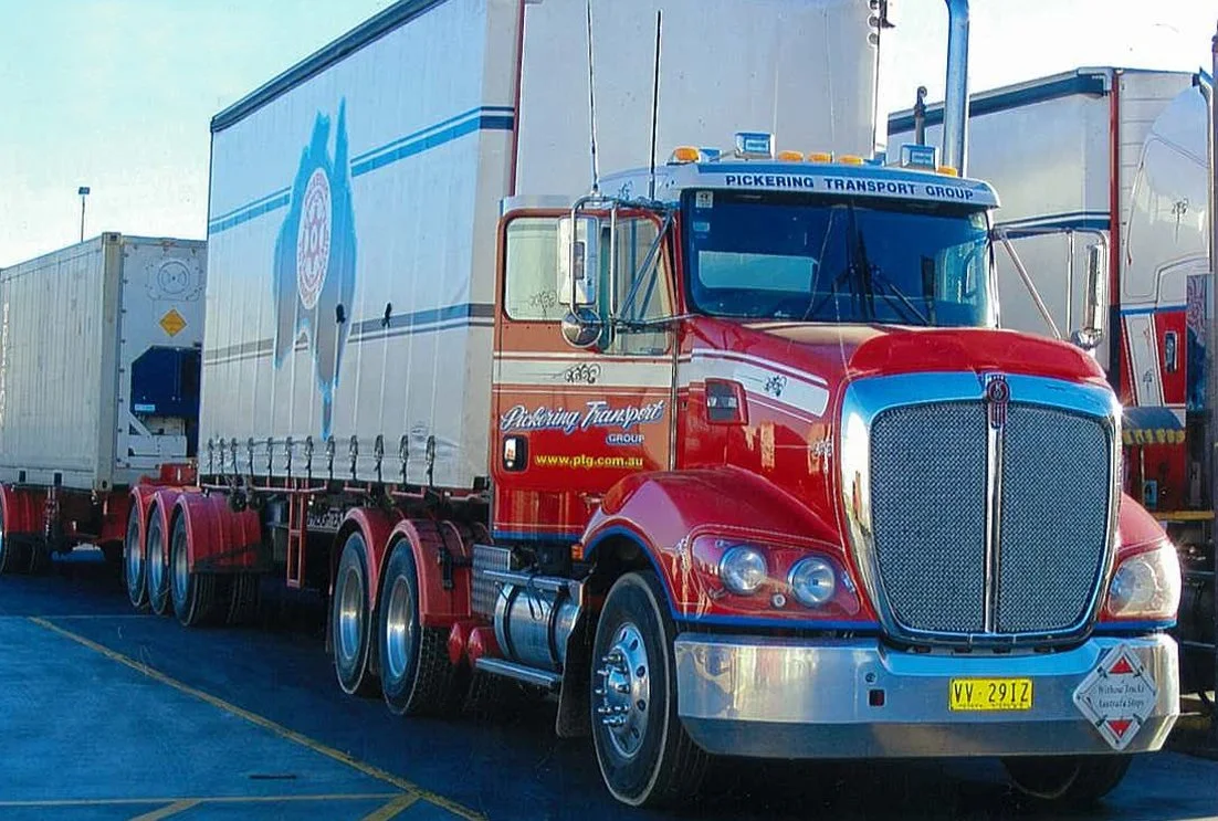 HAWSONrowlandkenworth1.jpg