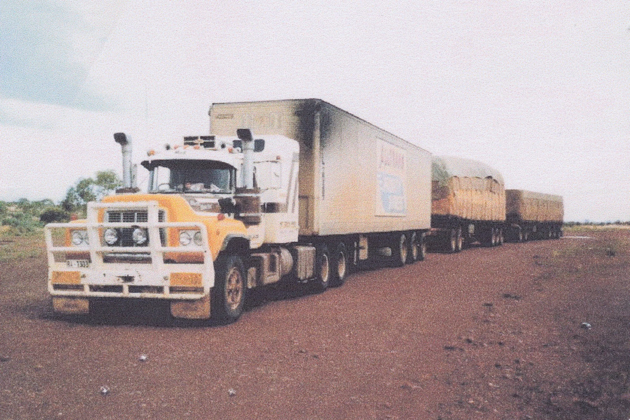 HAYESbrian2loadsstockfeedansettgeneralexpress.jpg
