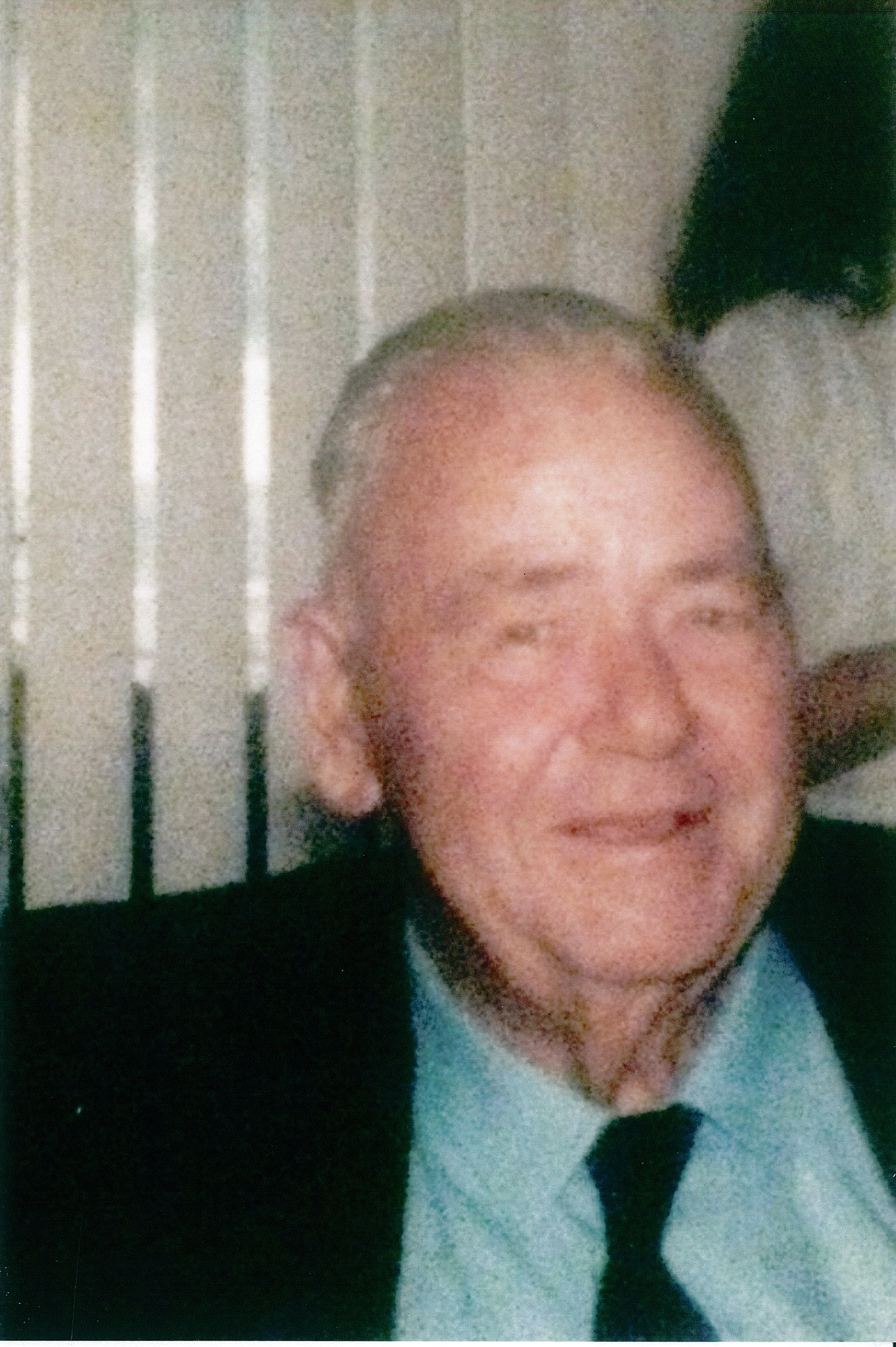Les Walker Portrait.jpg