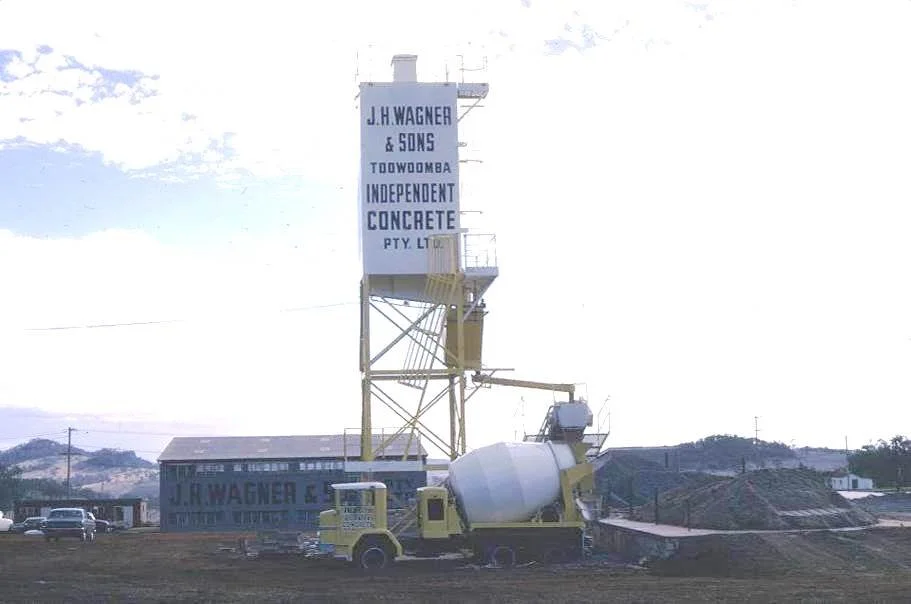 Henry' wagner first concrete plant  - 1972.jpg
