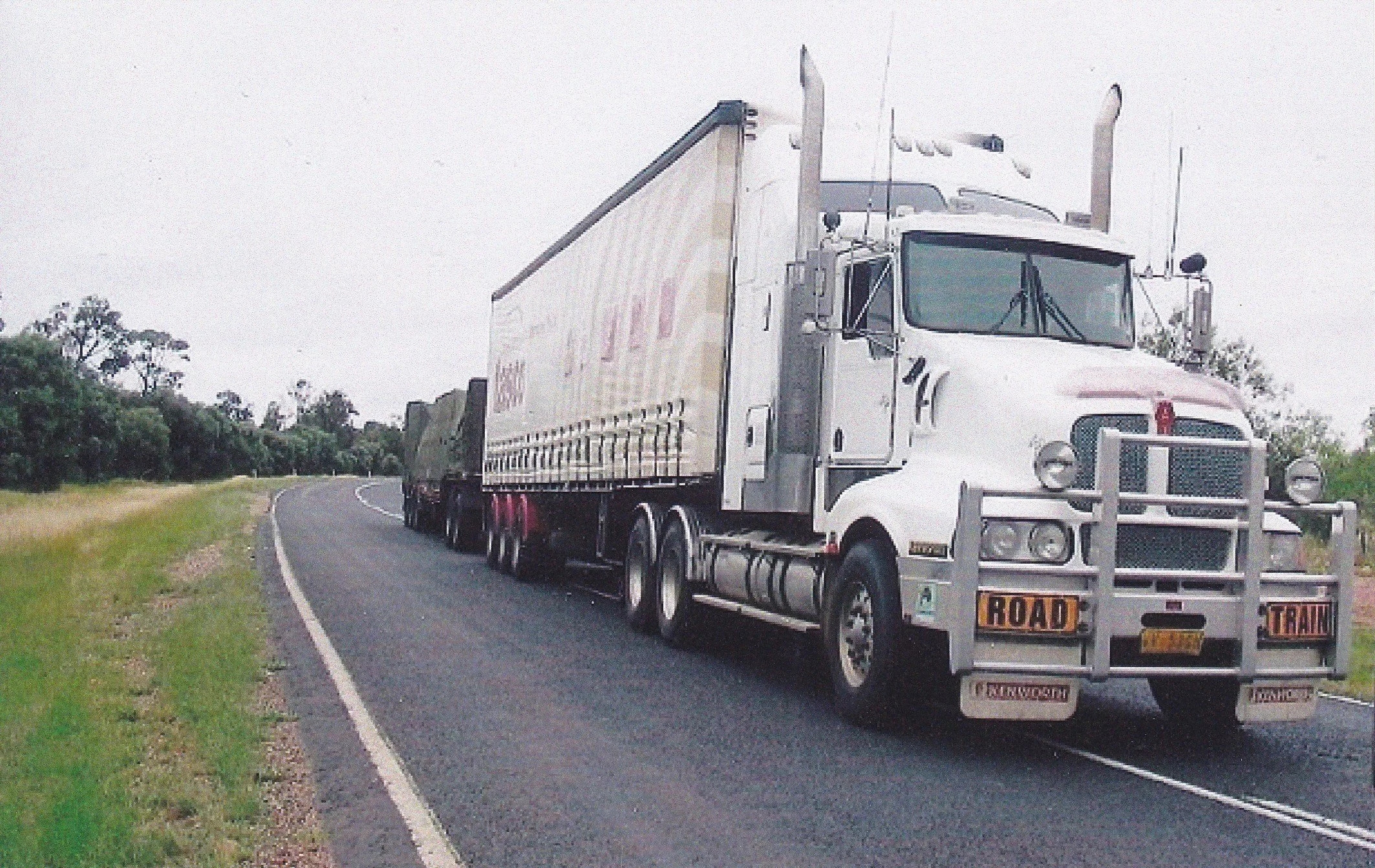 ASTBURY Kenworth.jpg